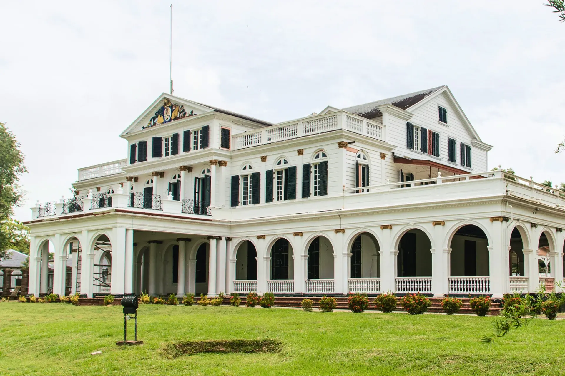 View Suriname State Explorer